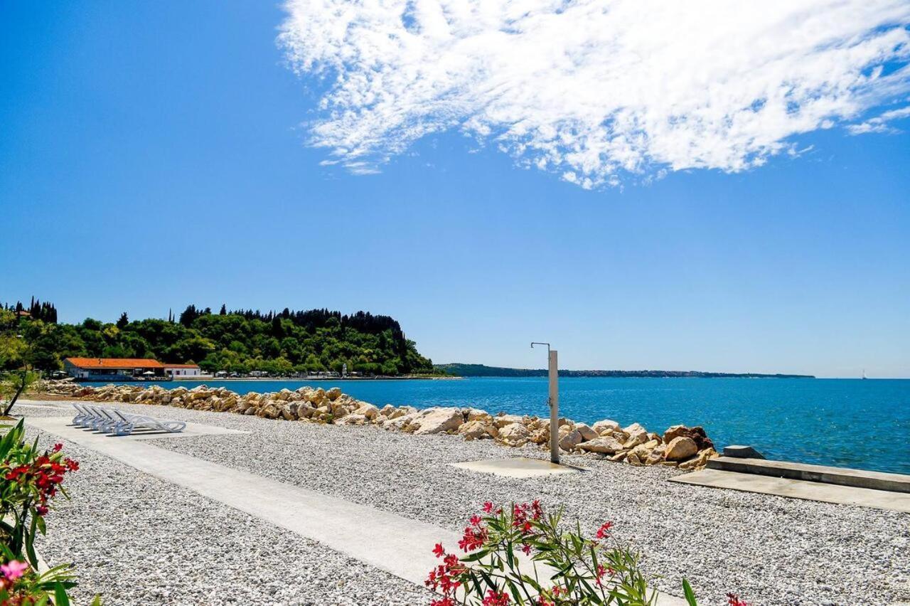 Floating House - Sunset Villa Portoroz Exterior photo